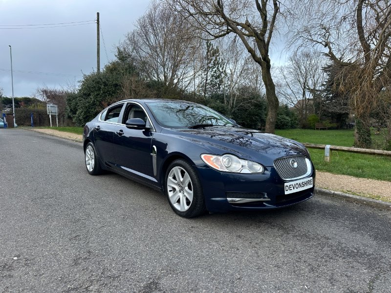 2010 XF 3.0 V6 PREMIUM LUXURY SALOON 4DR PETROL AUTO EURO 4 238 PS... photo